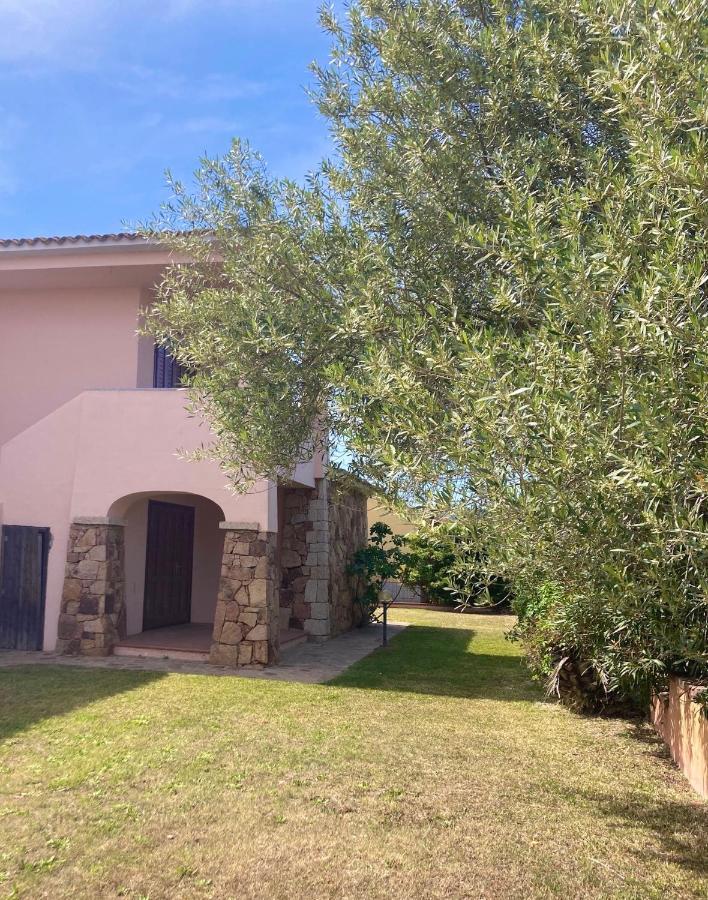 סאן תאודורו Iss Travel, Le Carrube Two Bedrooms Apartments With Air Conditioning מראה חיצוני תמונה