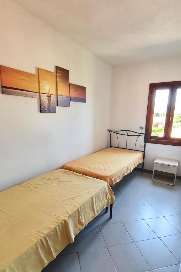 סאן תאודורו Iss Travel, Le Carrube Two Bedrooms Apartments With Air Conditioning מראה חיצוני תמונה